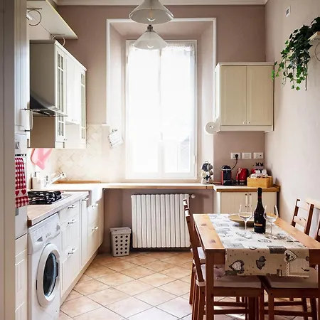 Elle Home: Comfort E Comodo Al Centro * Bologna