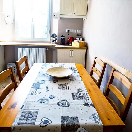 Appartement Elle - Giardino, Parking E Bus Per Il Centro