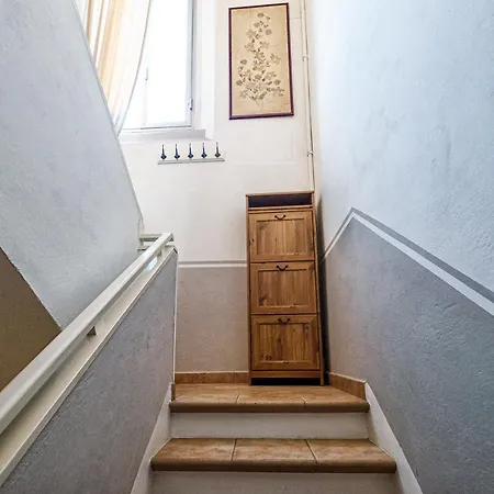 Appartement Elle - Giardino, Parking E Bus Per Il Centro *