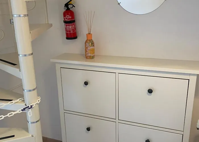 Elle Home: Comfort E Comodo Al Centro アパート